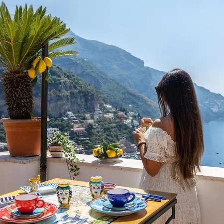 Holiday home Adoro In *